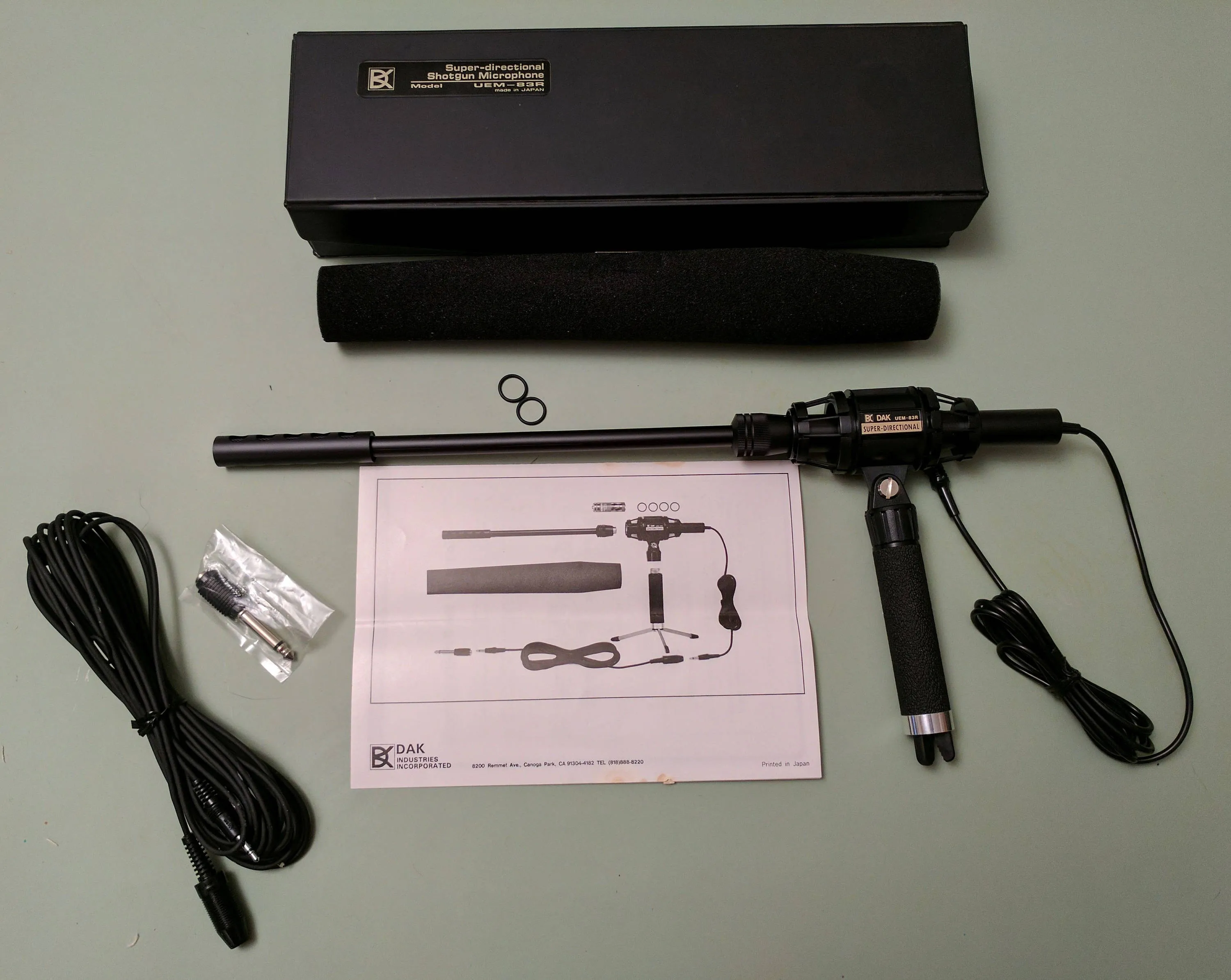 DAK UEM 83R * Super Directional Microphone with Case and Accessories F*S