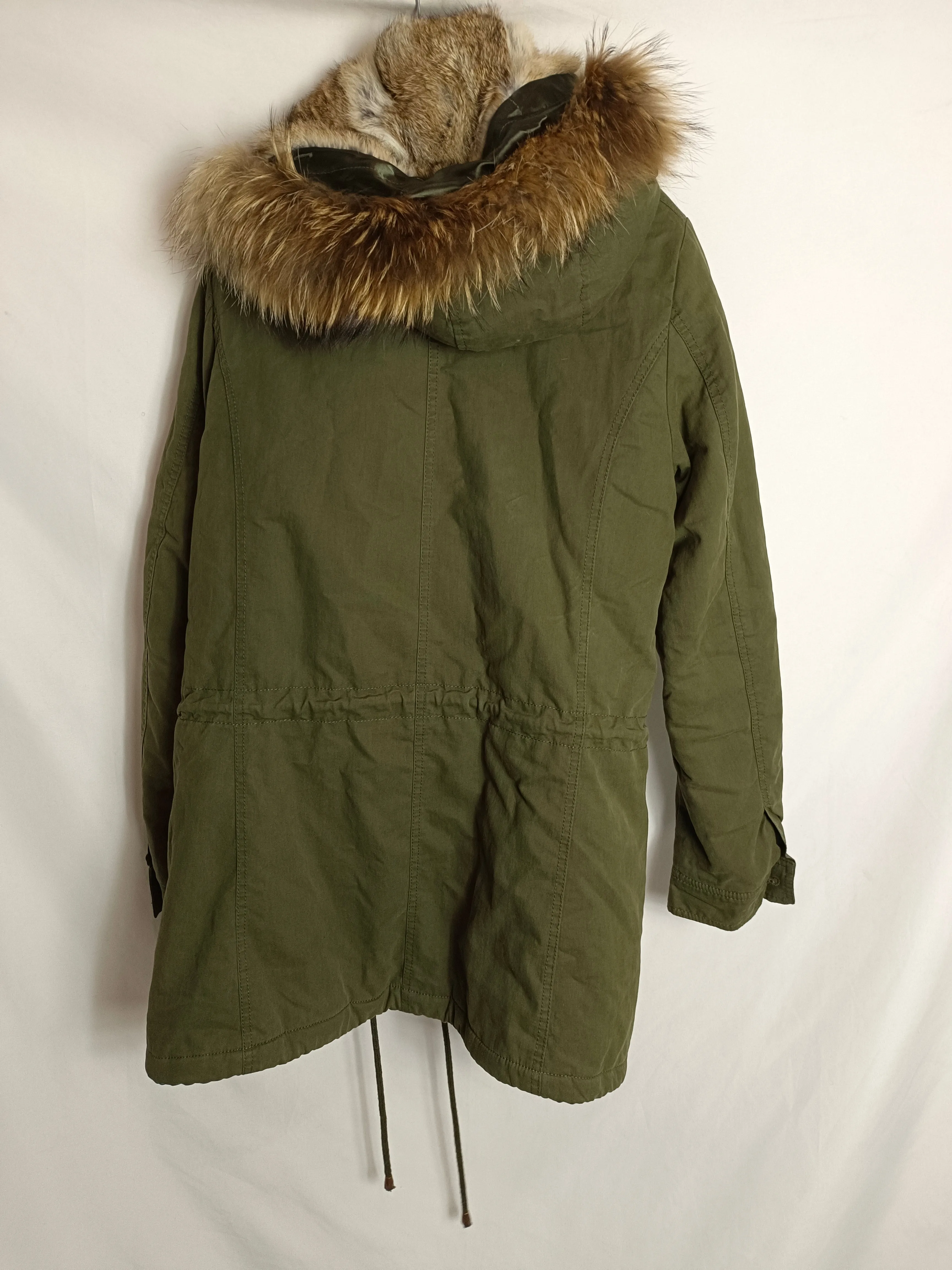 IQ BERLIN. Parka verde pelo T.36