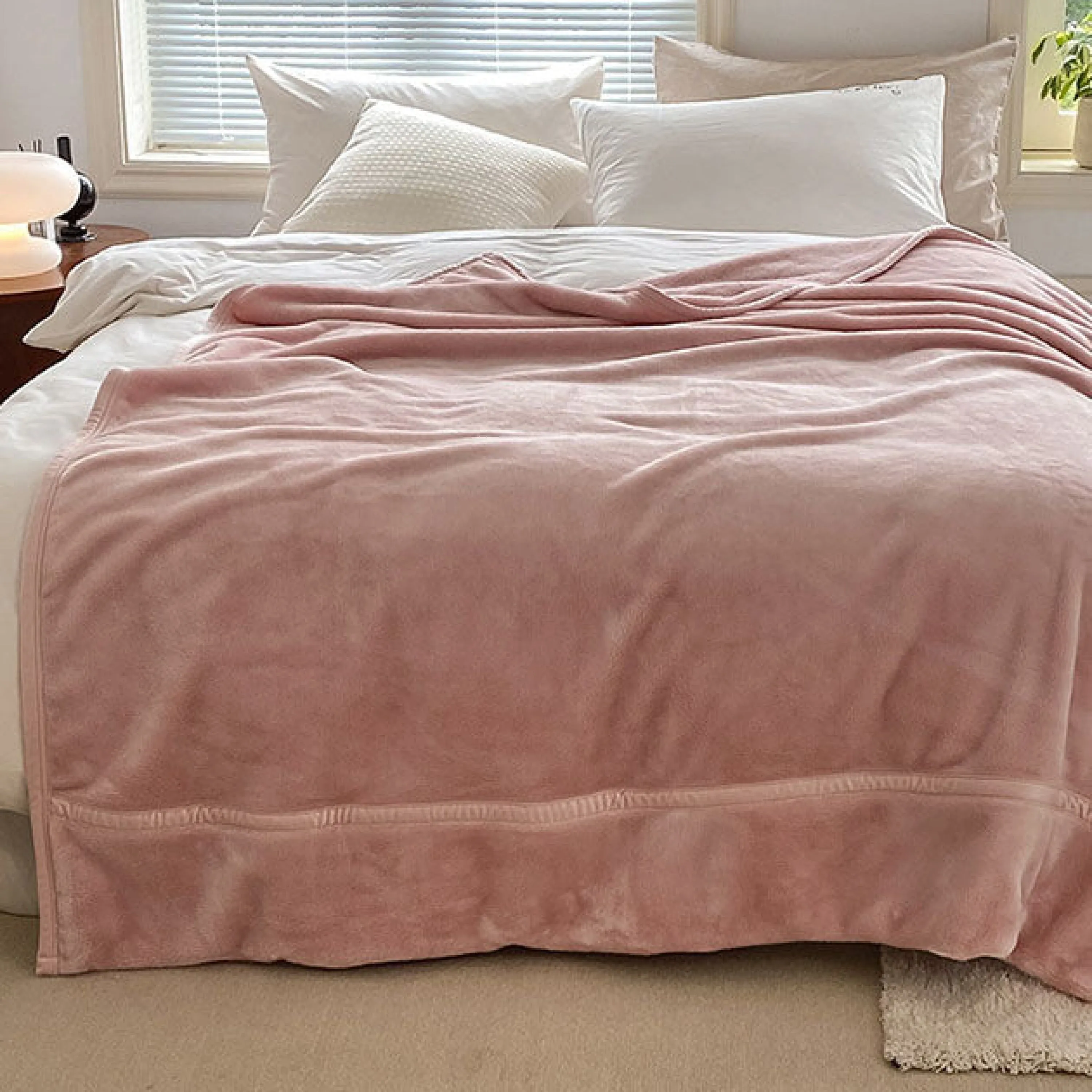 Warm Tone Lush Fleece Blanket / Blue