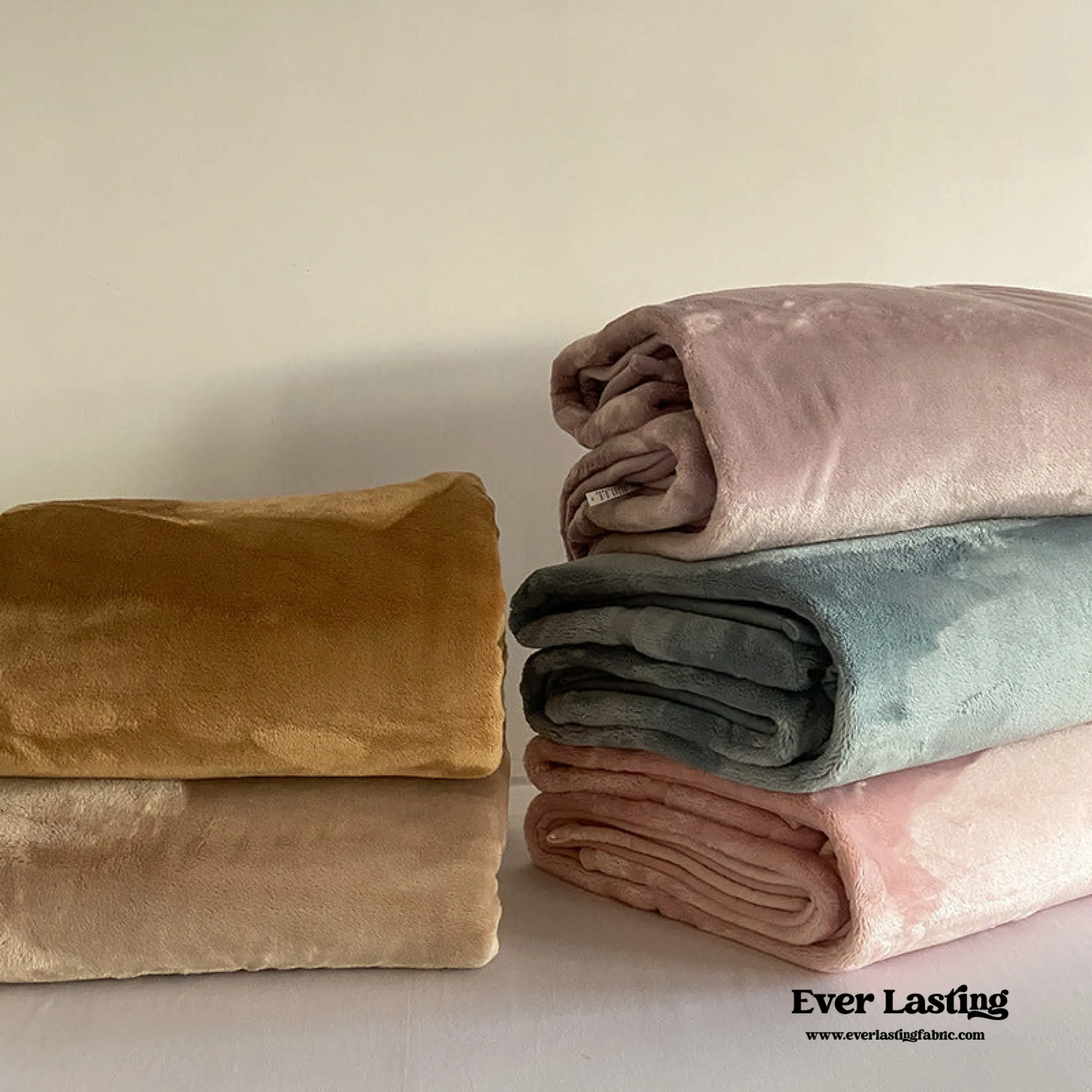 Warm Tone Lush Fleece Blanket / Blue